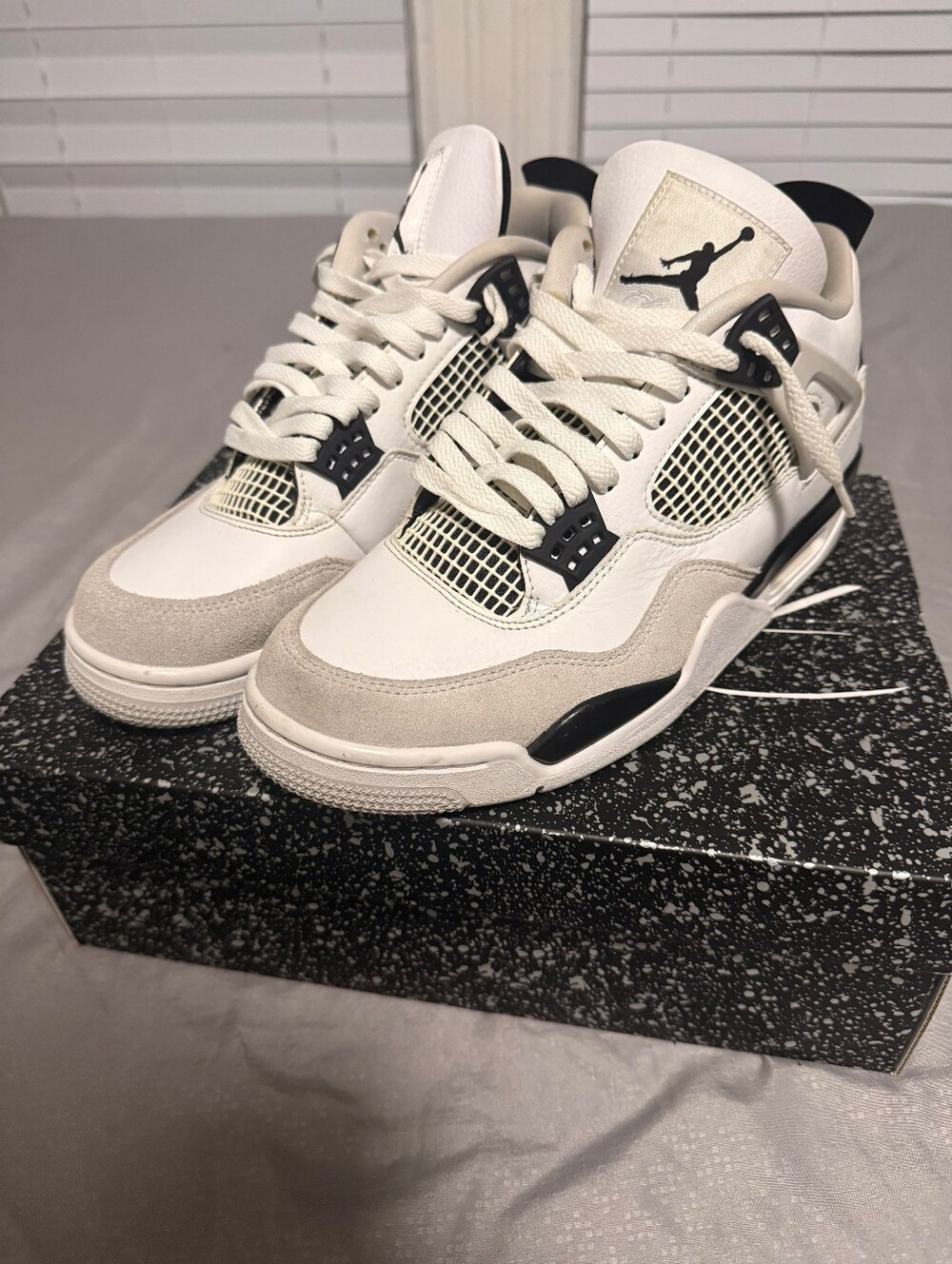 Jordan 4 Retro White/Black/Cream Men’s Sneakers